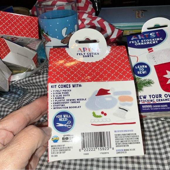 Artsi Felt Loop Tree-Loop Your Own Tree, Santa, Stocking Ornament 20 Pc Lot Of 3 - Picture 5 of 16